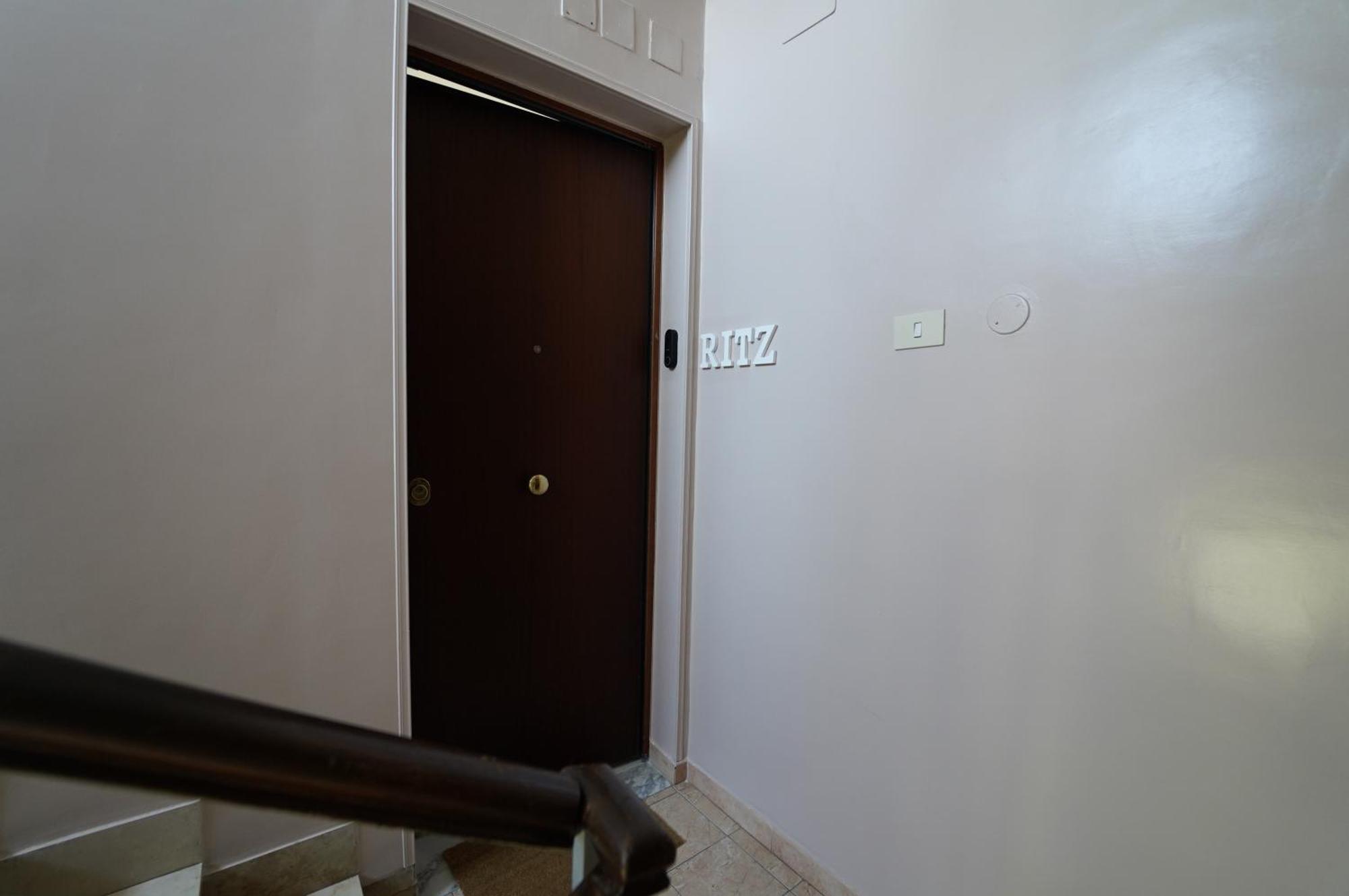 Ritz Salerno Apartment Luaran gambar