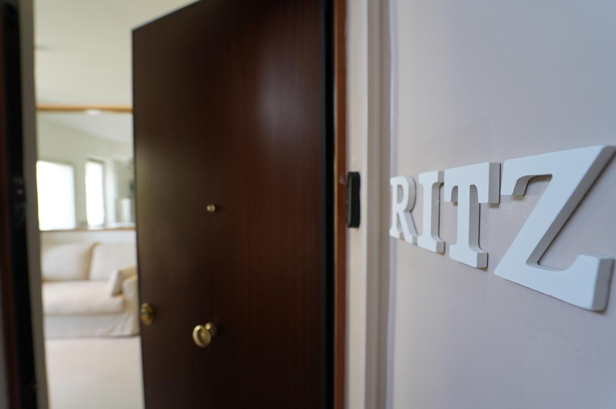 Ritz Salerno Apartment Luaran gambar